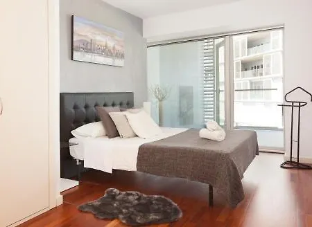 Akira Flats Llum Apartment Barcelona