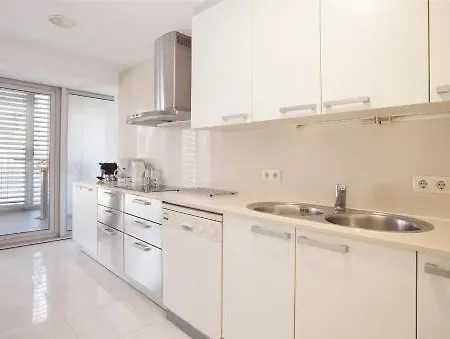 Akira Flats Llum Apartment Apartment Barcelona