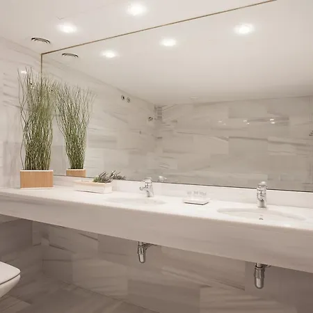 Apartamento Akira Flats Llum *